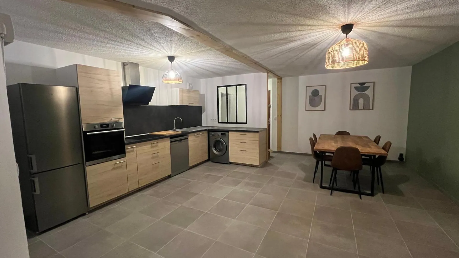 Spacieux Et Confortable - Centre Ville De Briancon - Serre-Chevalier - Garage Et Wifi